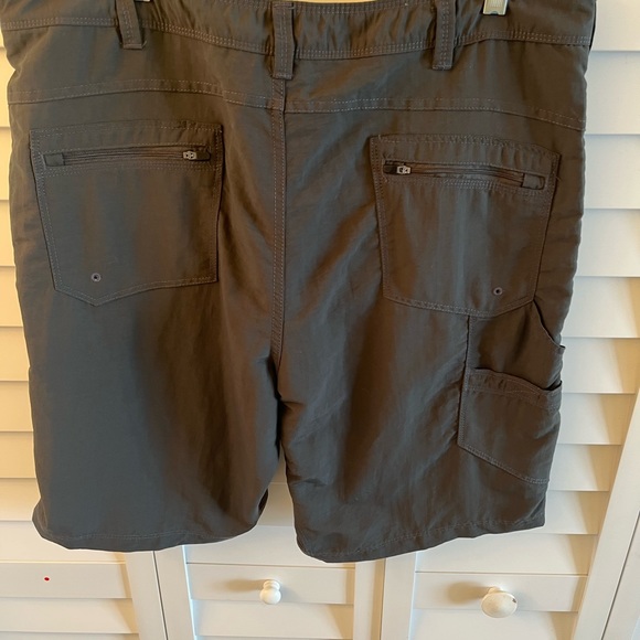 Outdoor Life Cargo shorts Dark gray Mens 38, 7 Pockets. - Picture 4 of 9